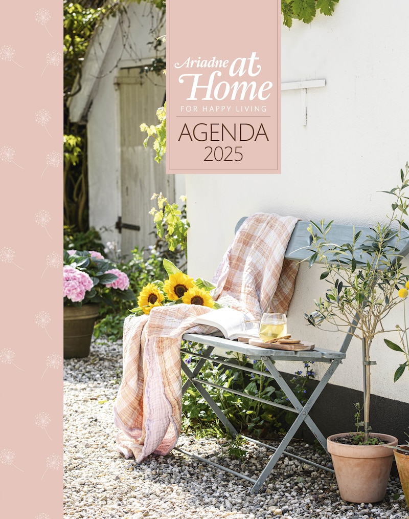 Cover van Ariadne at Home-agenda