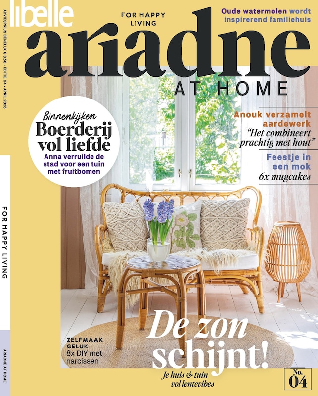 Cover van Ariadne at Home