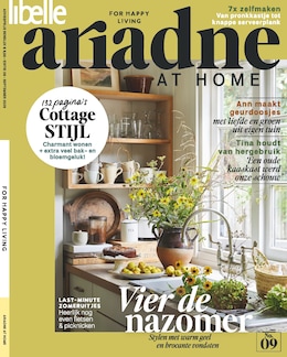 Cover van Ariadne at Home